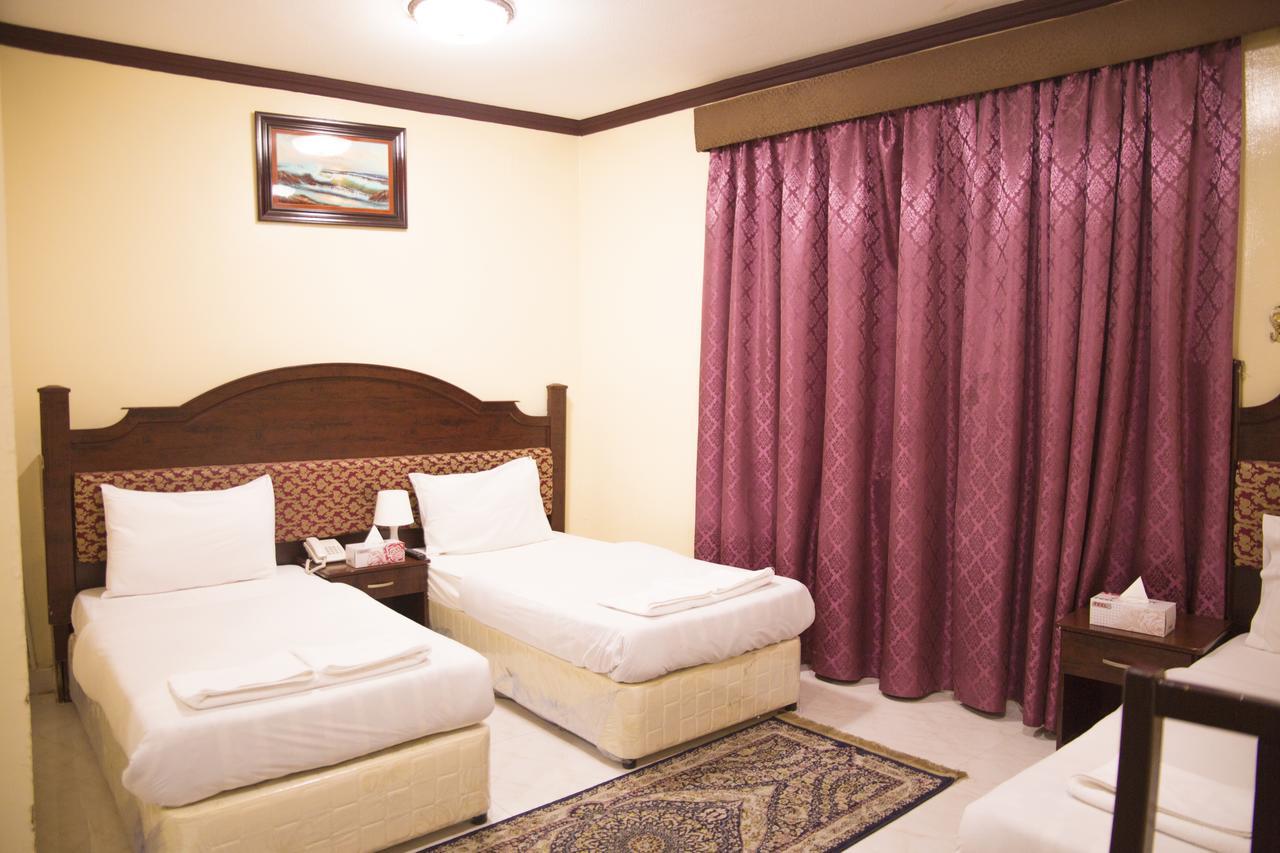White Hotel *